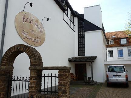 Hotel Mitte Alte Süßwarenfabrik Rheinbach Exterior foto